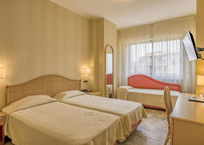 Garden Lido Szálloda 4*