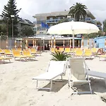 Garden Lido 4*
