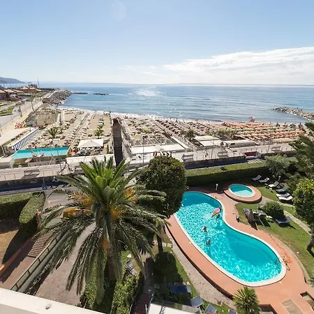 Garden Lido 4* Loano