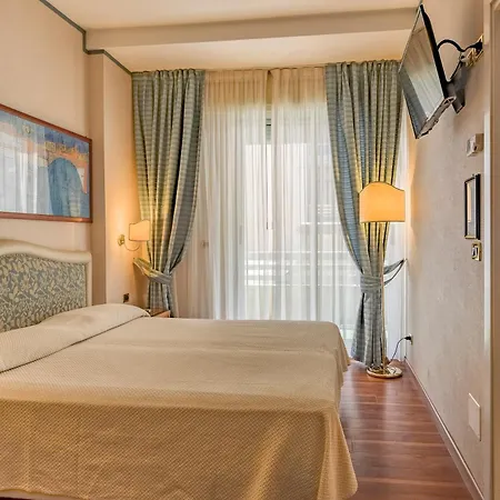 Garden Lido 4*