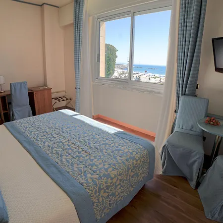 Garden Lido Ξενοδοχείο 4*
