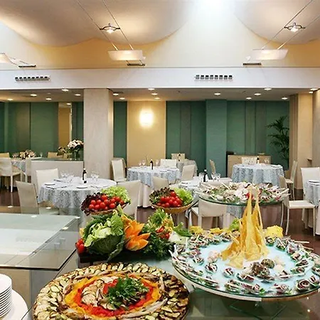 Hotel Garden Lido 4*