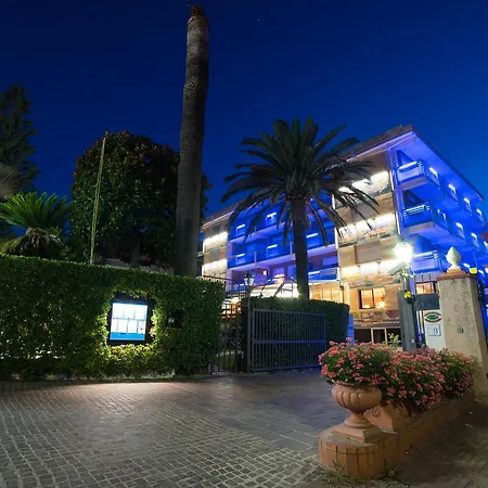 Garden Lido Hotel