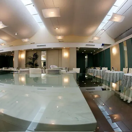 Hotell Garden Lido 4*